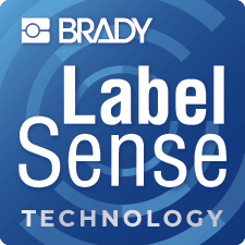 Štítok Brady LabelSense označujúci použitie inteligentnej technológie LabelSense.
